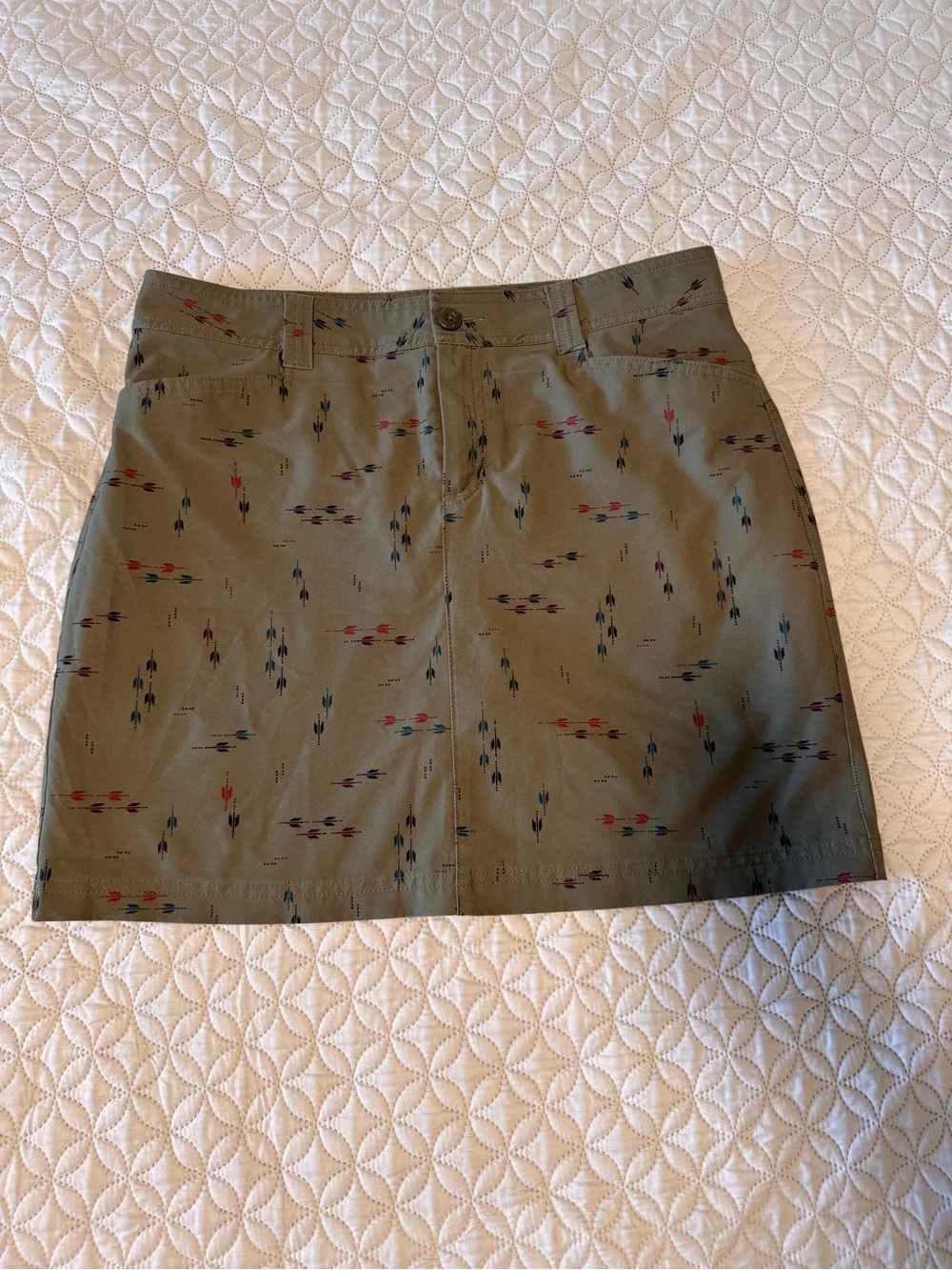 Eddie Bauer Olive Mini Skirt with Multicolor Navajo Motif